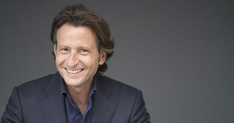 Conductor Gustavo Gimeno